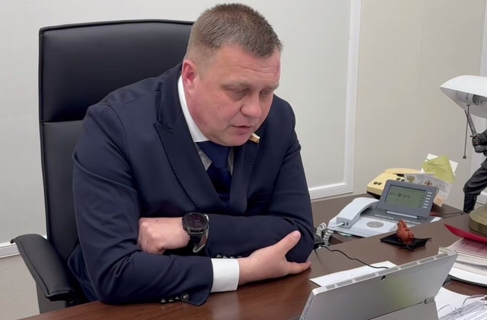    Сенатор рассказал об обращениях жителей, которым нужна помощь Фото: скриншот видео ТГ-канала Игоря Кастюкевича