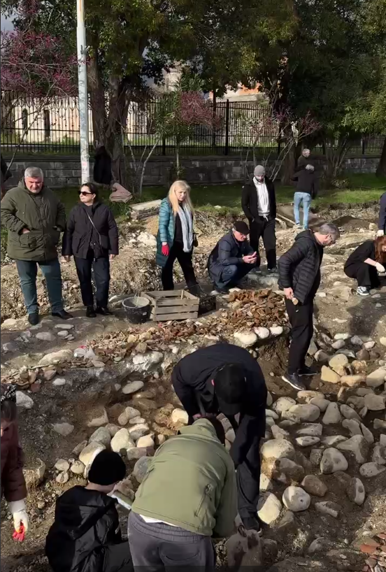 Здесь и далее - фото из видео Nash_Sukhum: https://t.me/nash_sukhum_vartan/1114