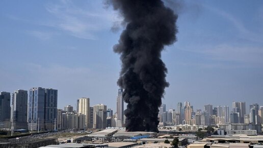 Дубай во время совместной военной операции США и Израиля против Ирана. 