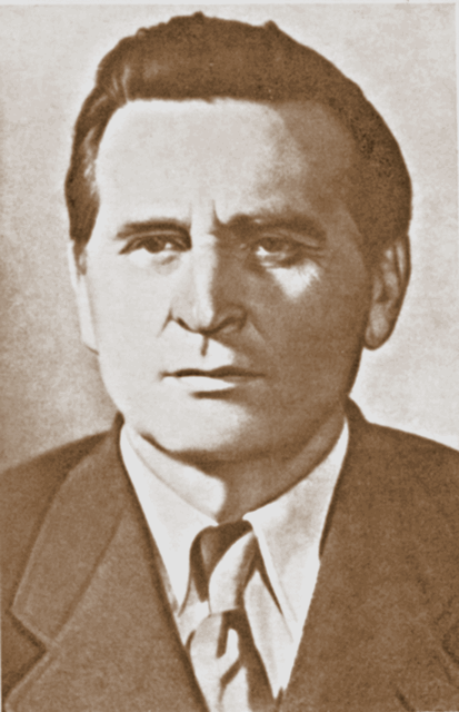 Михаил Лобашов (https://upload.wikimedia.org/wikipedia/commons/9/9a/Lobashev_m_e_biologist.gif) 
