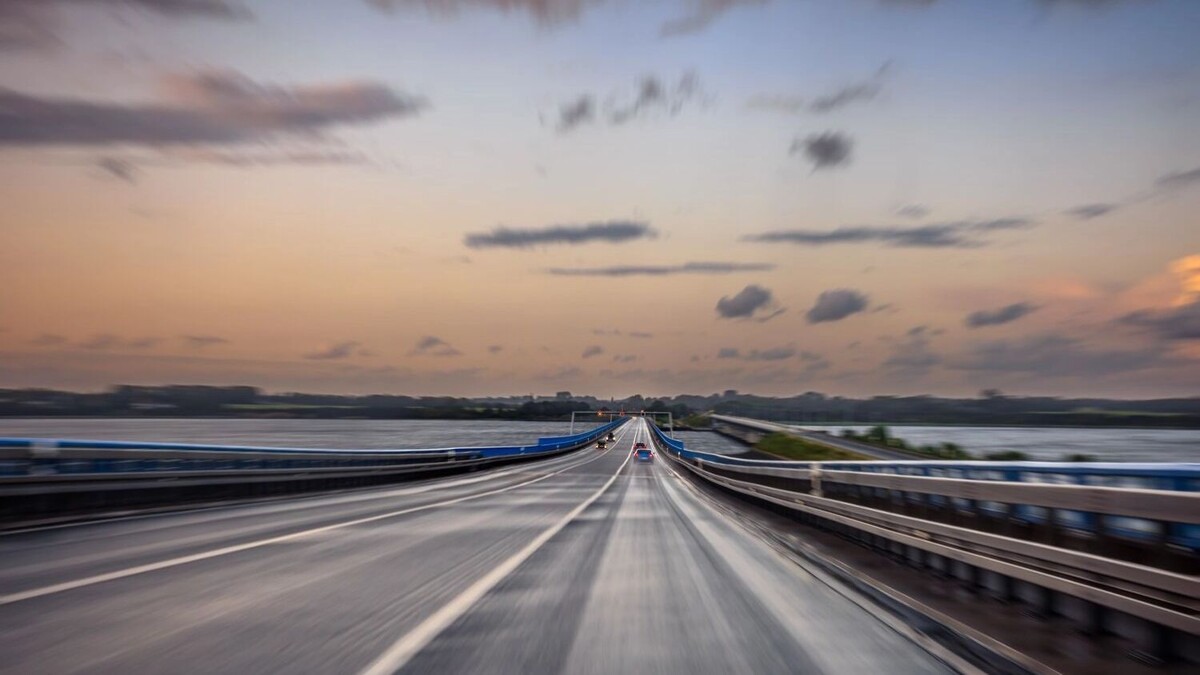    С 2 марта 2026 года водители, чей путь лежит через М-4 «Дон» в Ростовской области, начали платить больше за проезд по трассе   pvproductions / freepik