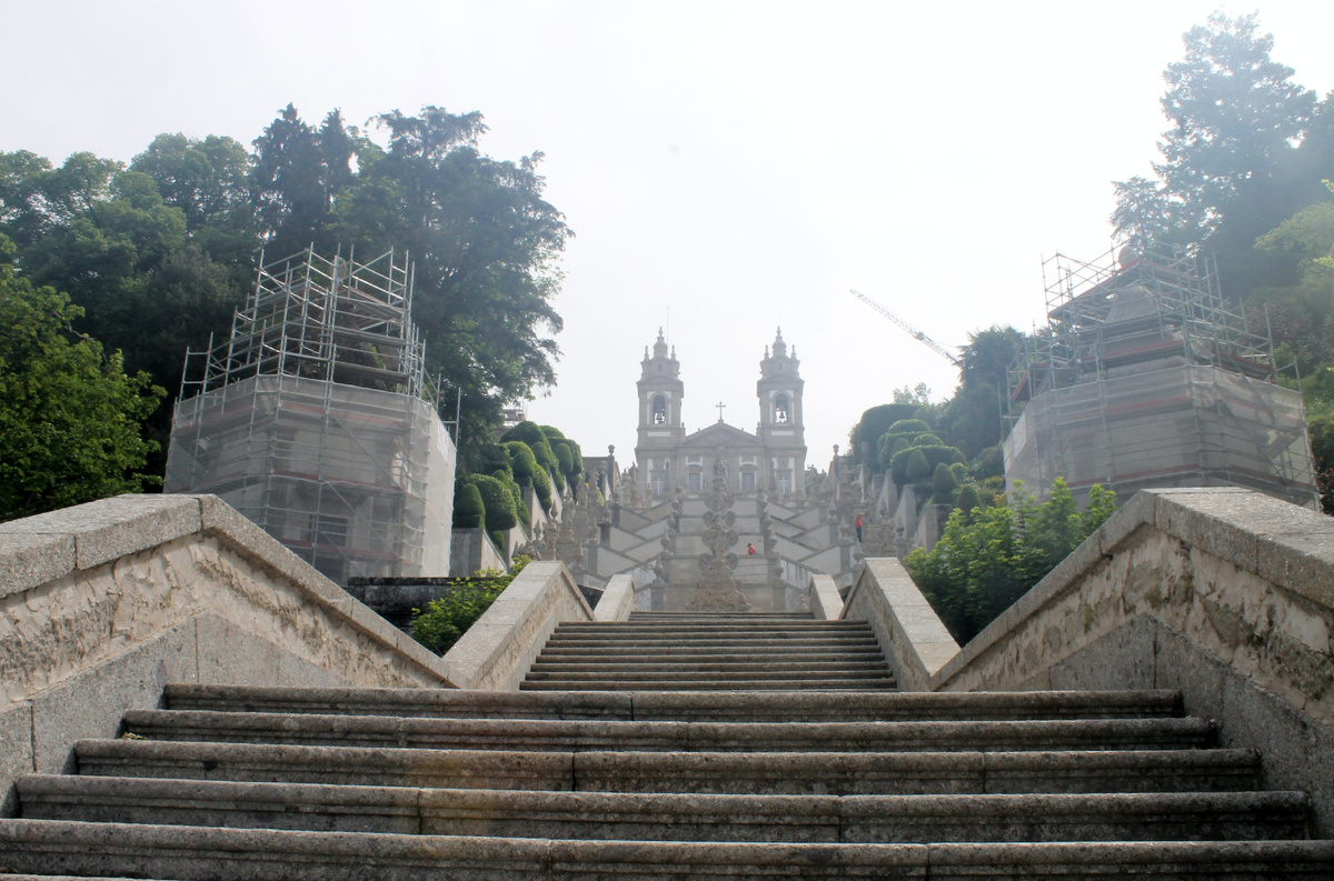 Лестница к храму Bom Jesus