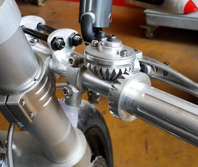 Эстетика чопперов 5. Система поворота ручки газа