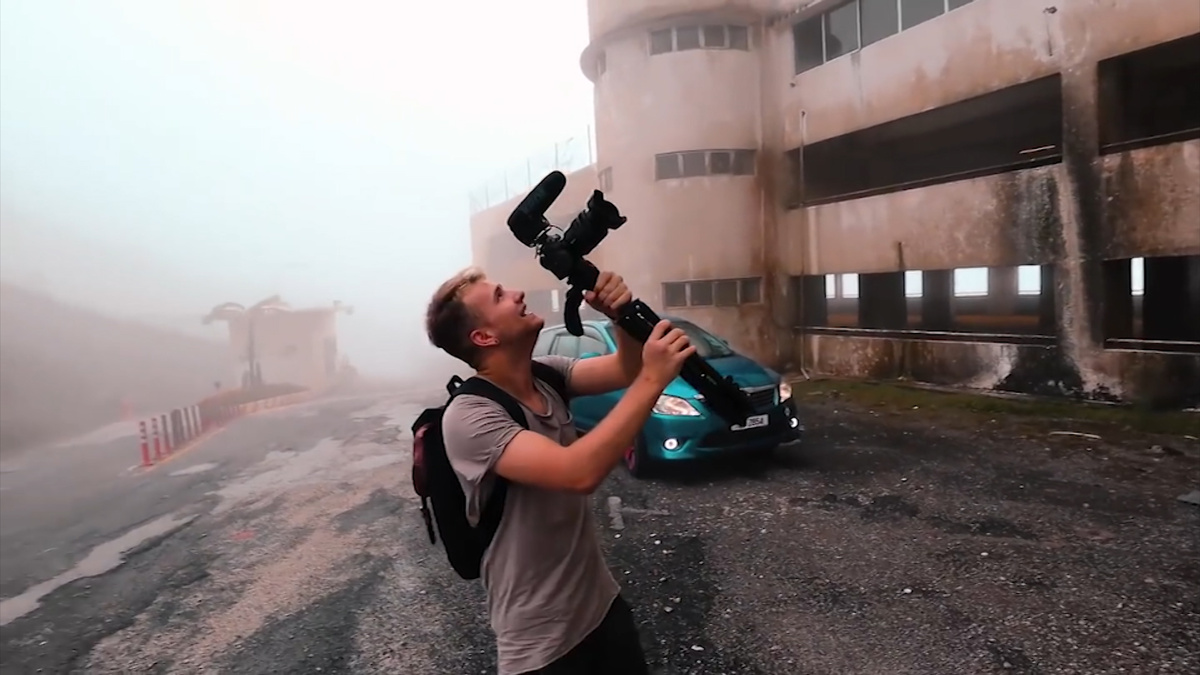    © АО "ТВ Центр"