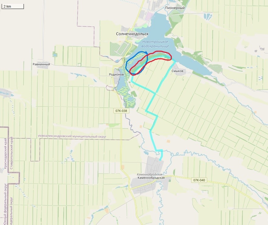 Бирюзовым обозначен маршрут прогулки. Красным обведены места, где можно организовать себе великолепные места под засидку, синим выделена часть водохранилища, оказавшаяся самой удачной для наблюдений.