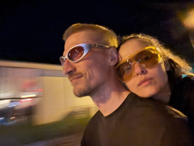    Павел Аксенов и Любовь Аксенова. Фото: @ipushlove / Telegram (https://t.me/ipushlove/328)