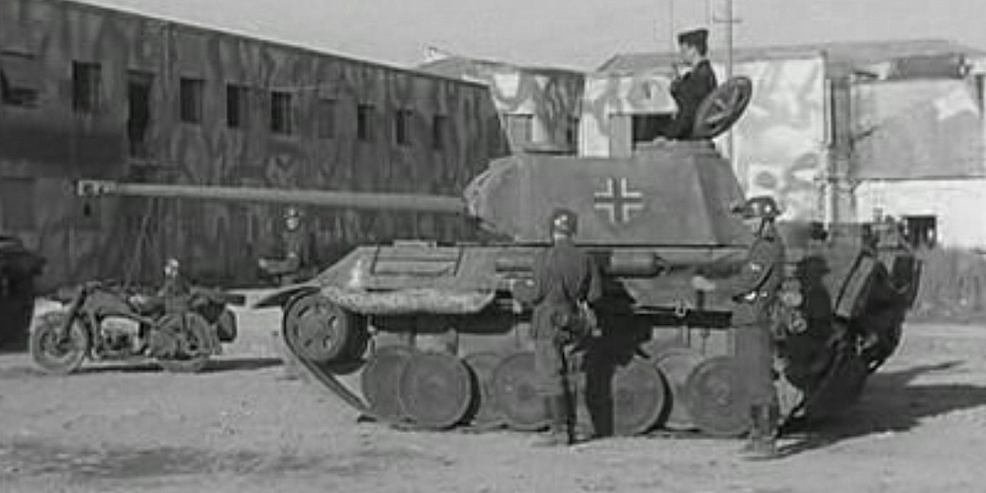 Бутафорские танки в итальянском фильме "Все по домам" (1960 г.)