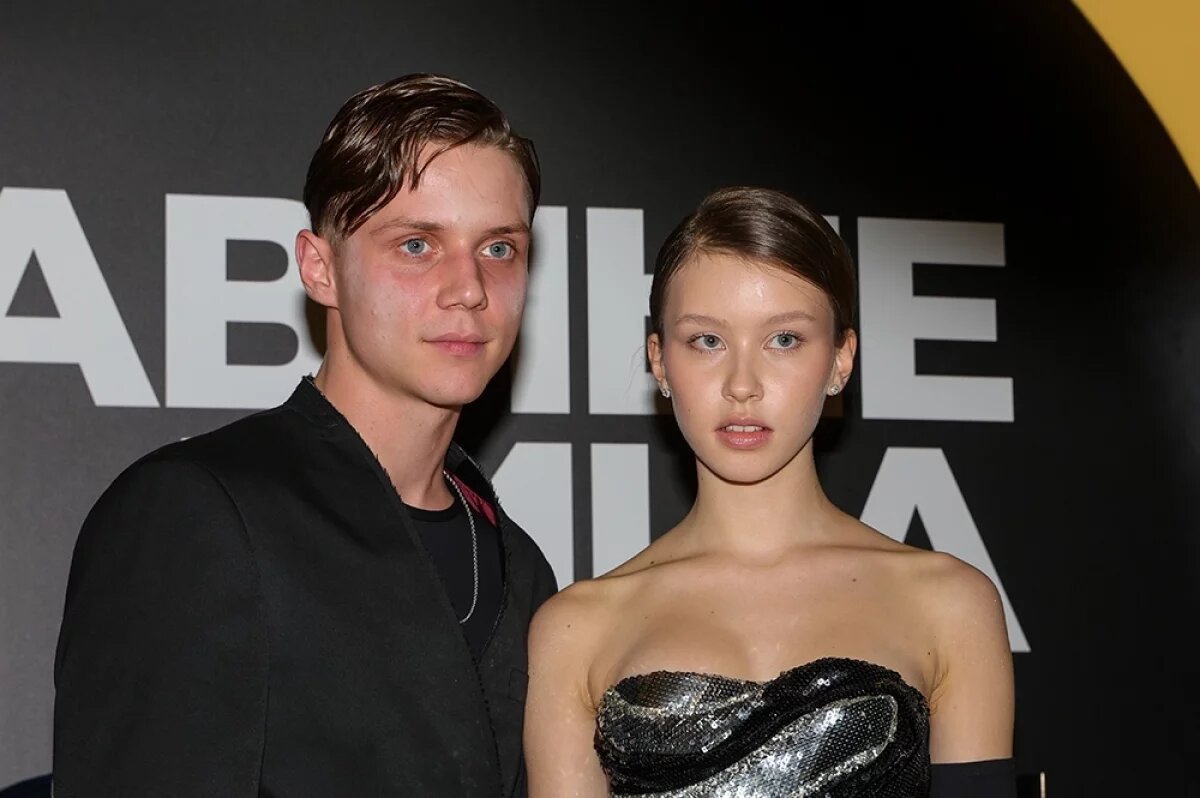    Ваня Дмитриенко и Анна Пересильд.