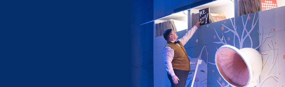 Спектакль "Я, только Я, и снова Я" в Москве 10 марта 2026 года.