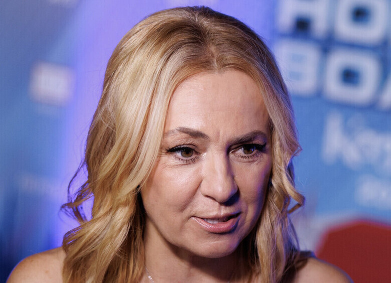     Яна Рудковская