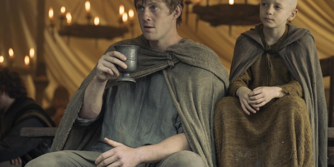 «Рыцарь семи королевств», 2026. Экранизация рассказа Джорджа Мартина. Впечатления от просмотра первого сезона. Возможны спойлеры