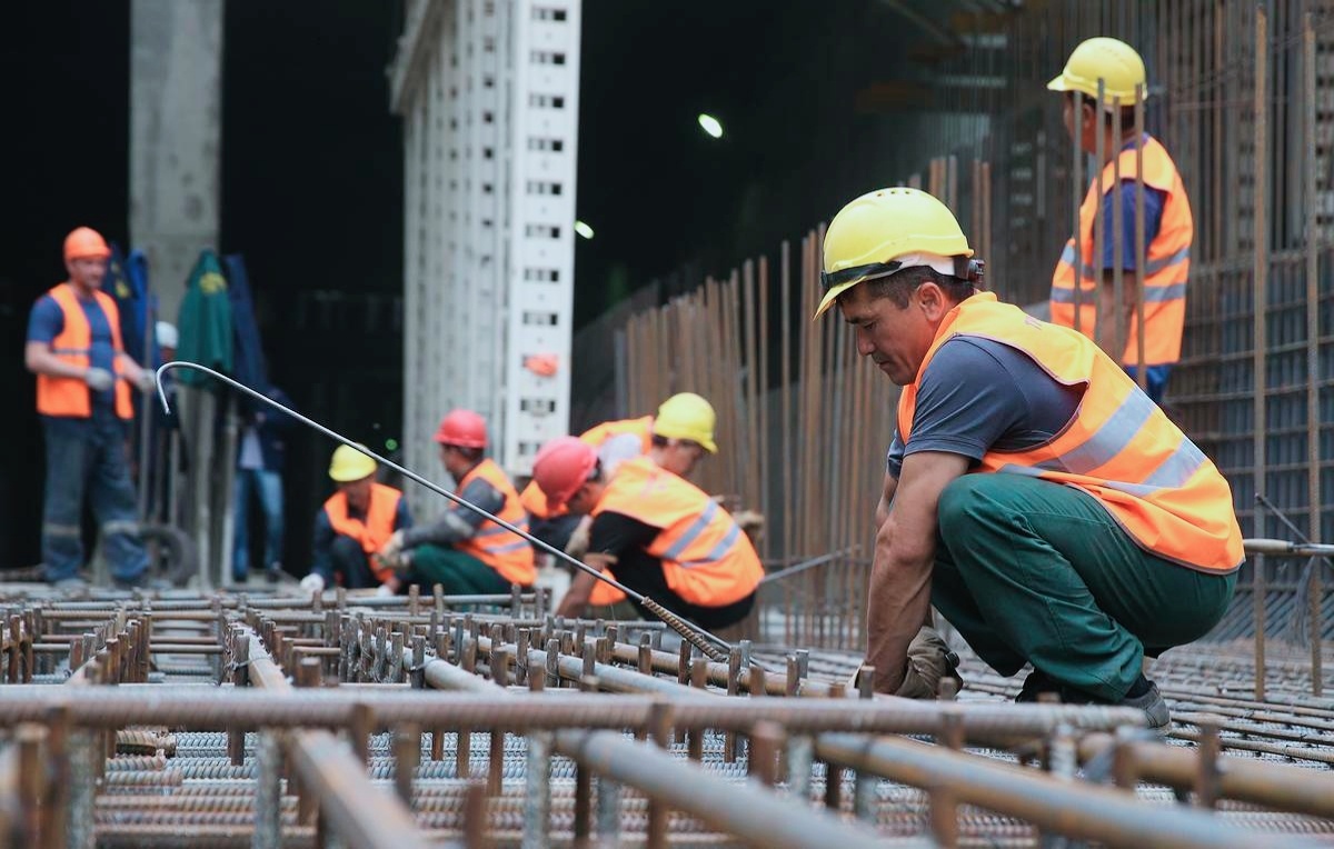 Из открытых источников в интернете. Мигранты в России. 