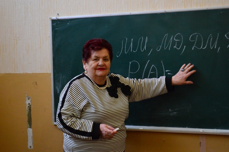    Уроки Раисы Илларионовны вызывают живой интерес у учеников Роман ПОБЕРЕЖНЮК