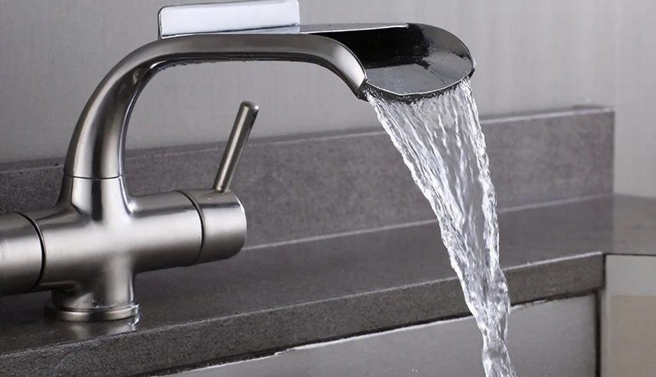 В Госдуму внесли проект о запрете отключения ресурсов за долги