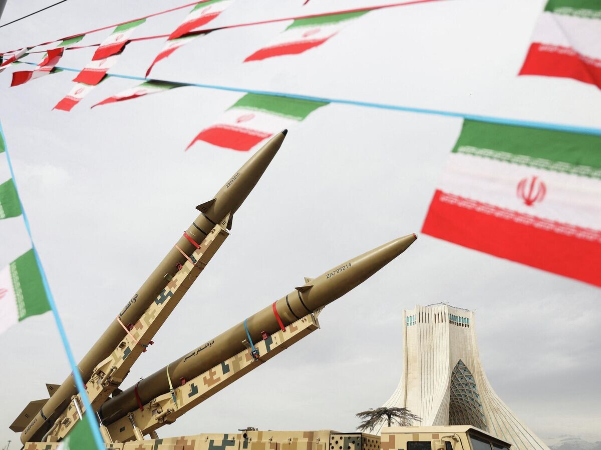   Ракетный комплекс во время празднования годовщины Исламской революции в Тегеране | © REUTERS / Majid Asgaripour