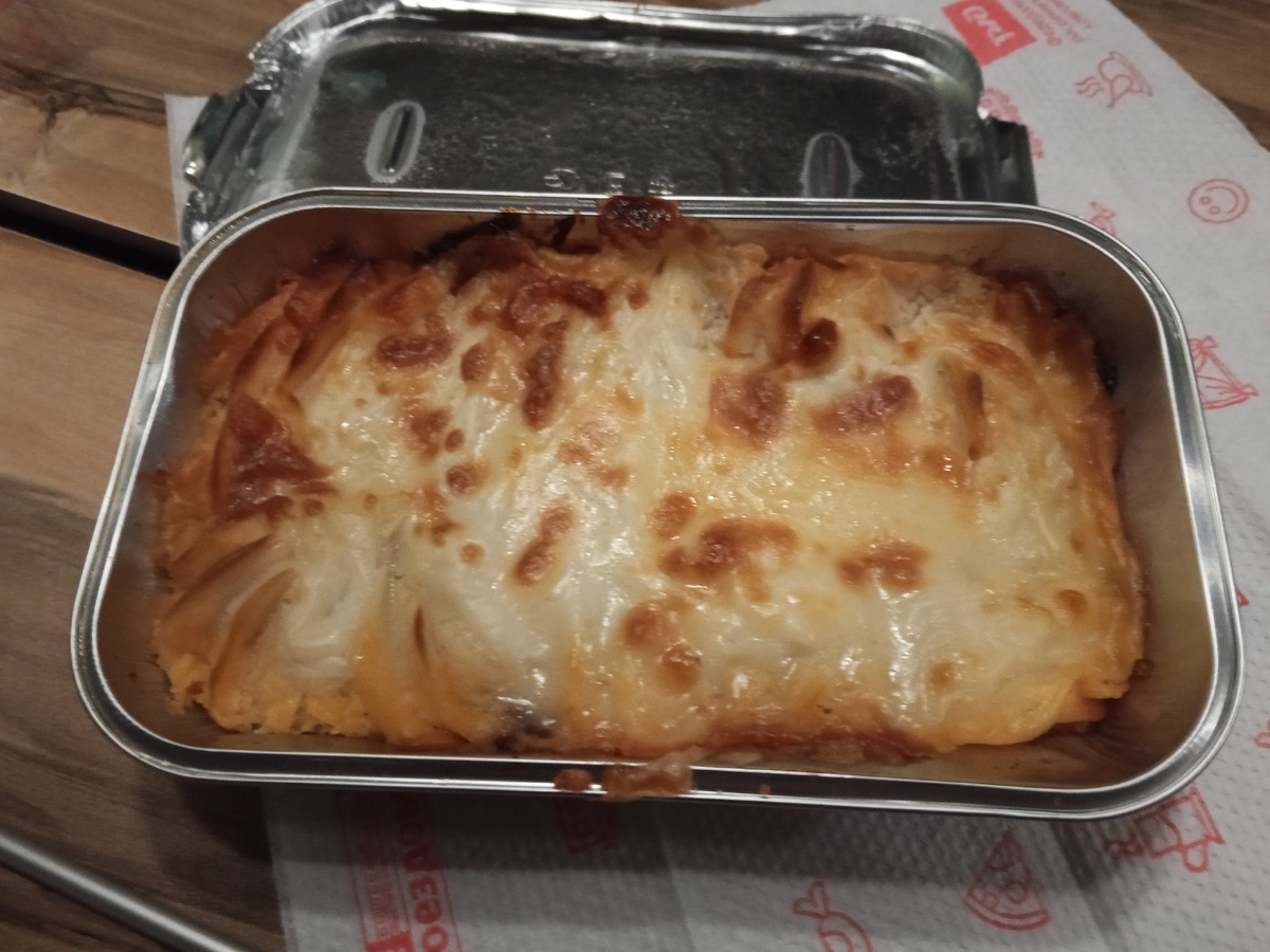 Ужин в поезде Москва-Псков. Фото автора