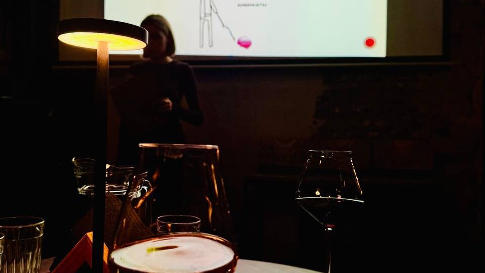 Каждый месяц профессиональное сообщество VolgaPsy организует тематические встречи с докладами на интересные темы