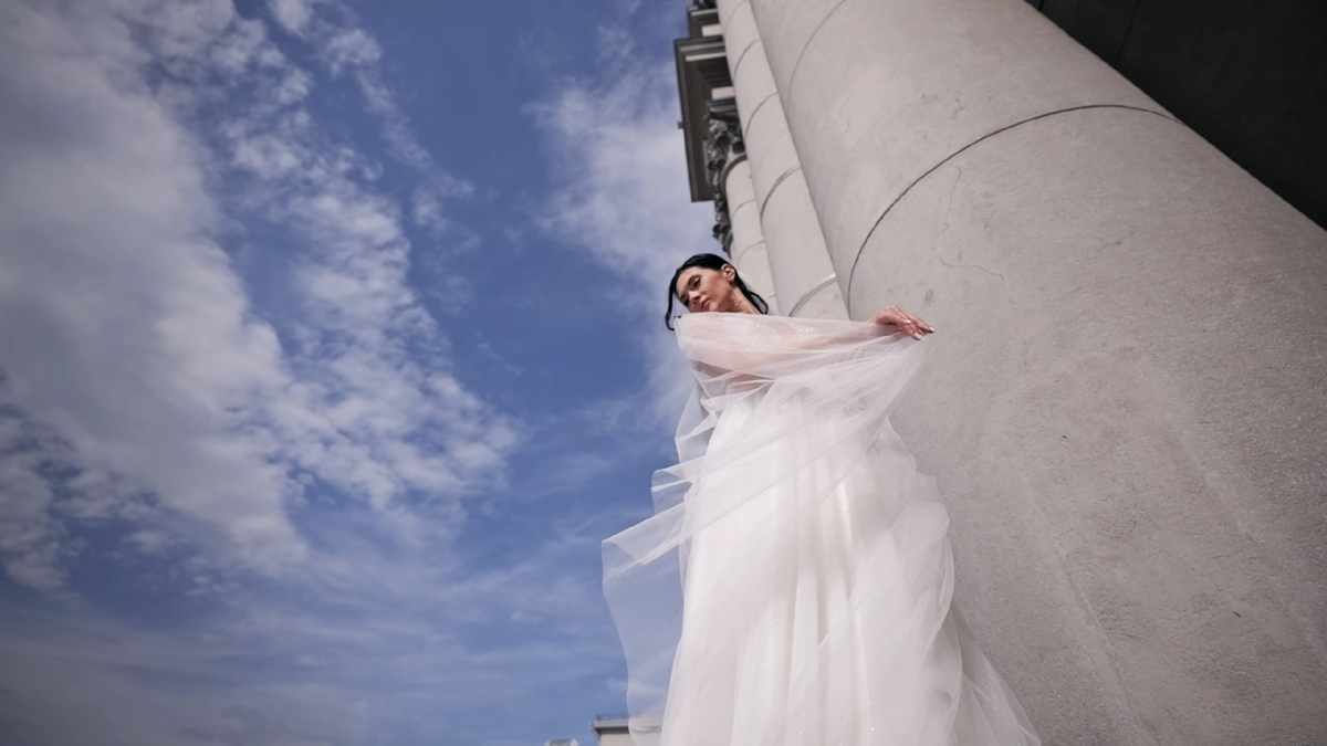 Если вам нужна «картинка для галочки» — телефон справится. Если вам нужно кино о вашей жизни — добро пожаловать в мир большой оптики.