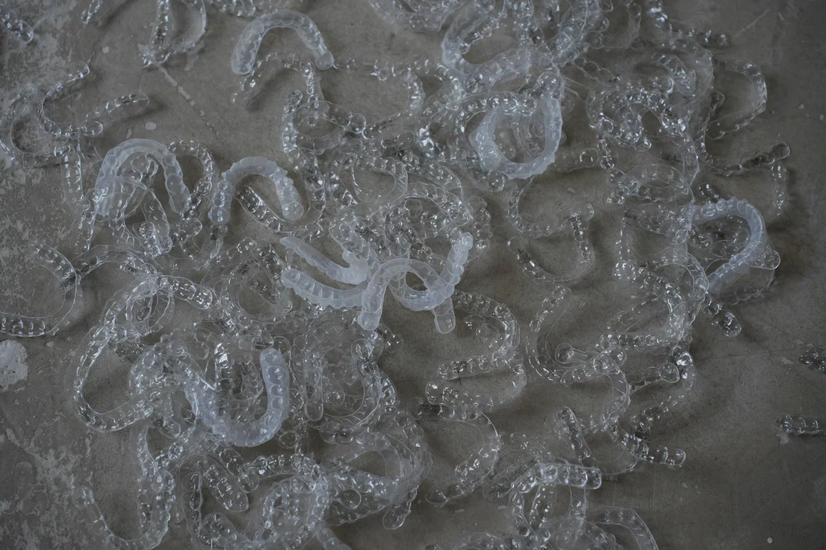 выравнивание прикуса. Брекеты или элайнеры