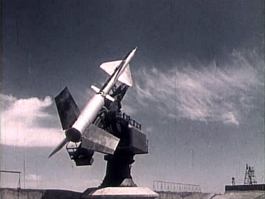 Ракета В-1000 на пусковой установке