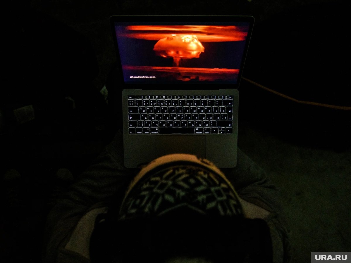     Польша ведет переговоры с Францией по поводу ядерного оружия