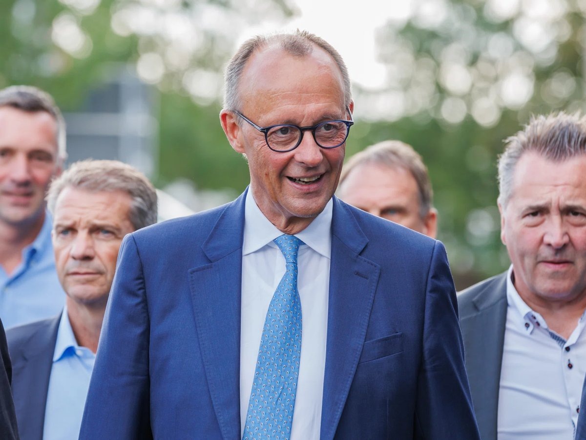     По словам Мерца, Европа не намерена согласовывать план мира на Украине, если там не будет мнения европейцев