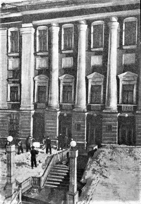 4. Мурманск МВИМУ Главный корпус