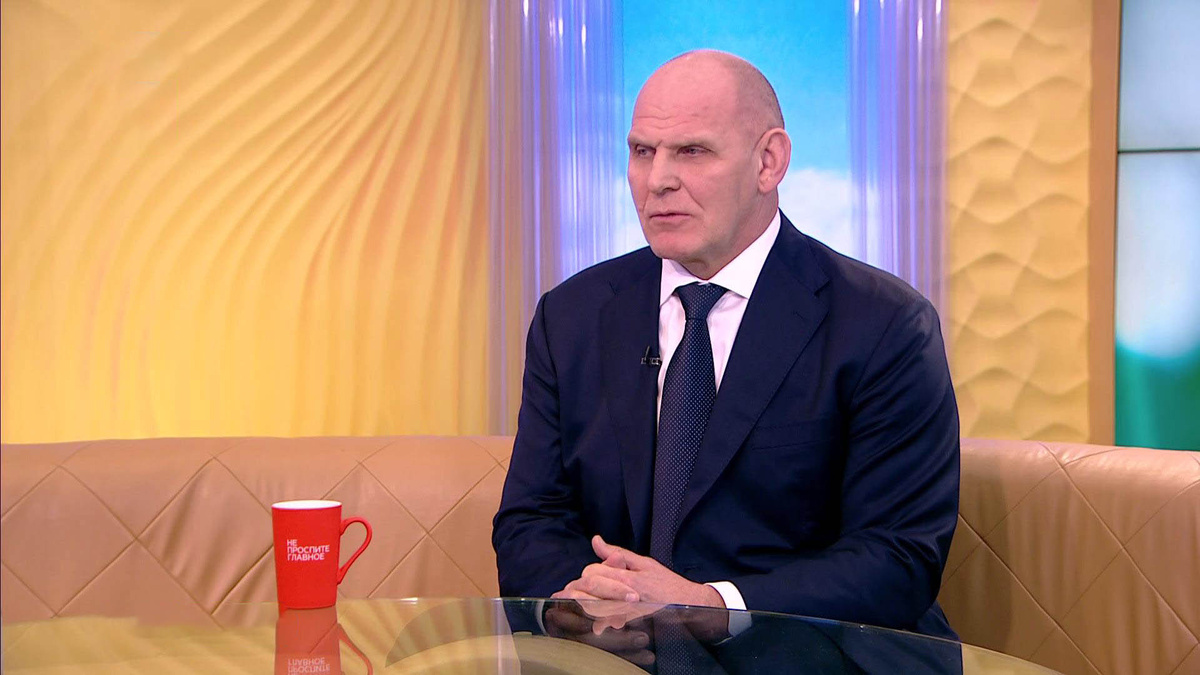    Александр Карелин