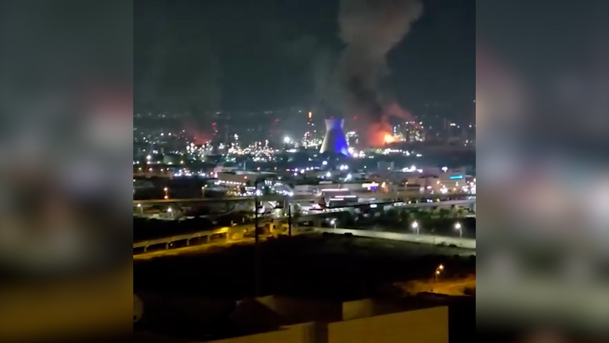    Россия 24: атака Ирана привела к пожарам в трех районах Тель-Авива