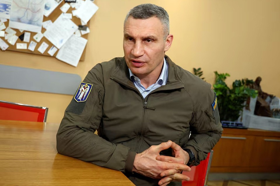    Кличко напомнил, что граду на Днепре не хватает зенитных боеприпасов и ракет для защиты от беспилотников REUTERS