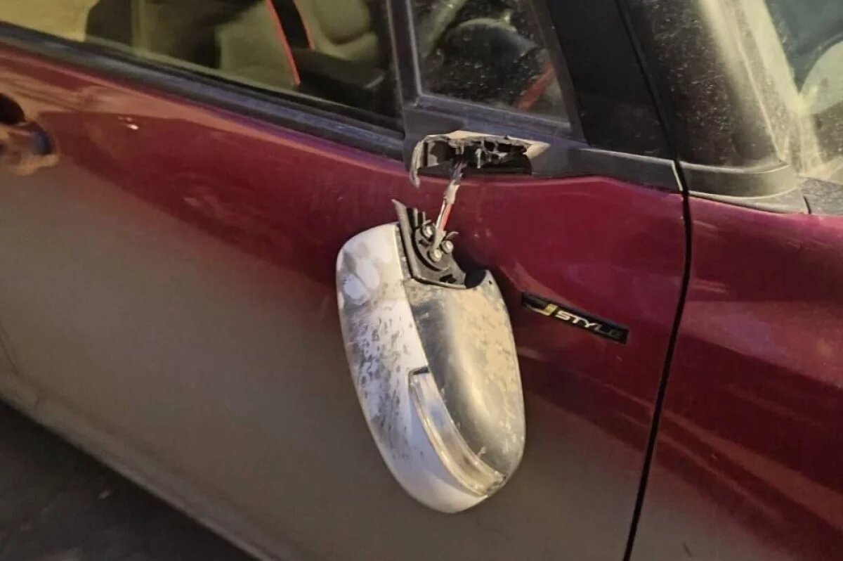    Полиция Владивостока ищёт подростков, повредивших авто на Нейбута