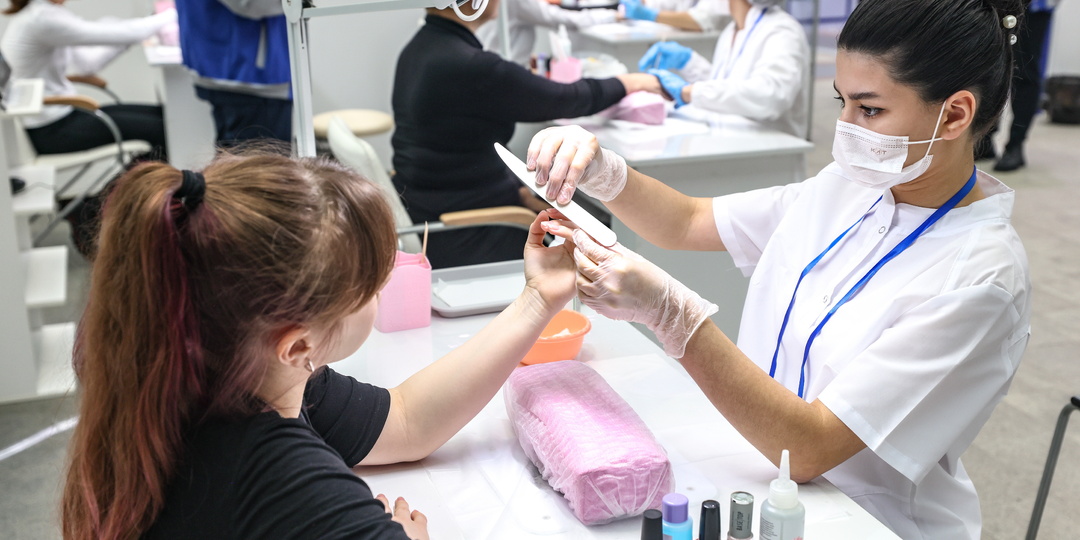 Росстандарт утвердил новый ГОСТ на маникюр и педикюр