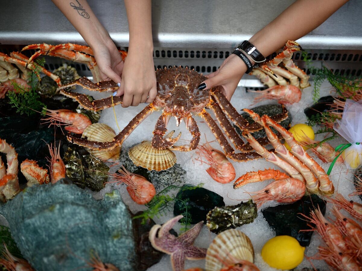    Морепродукты представлены на рыбном рынке во Владивостоке. | © РИА Новости / Александр Кряжев