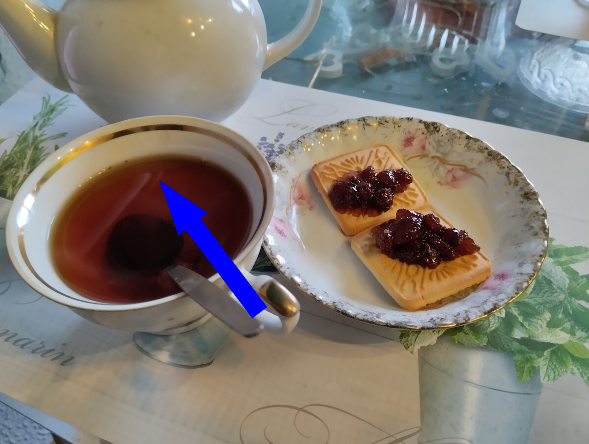    Тайный рецепт купеческого чая с малиной и сливками