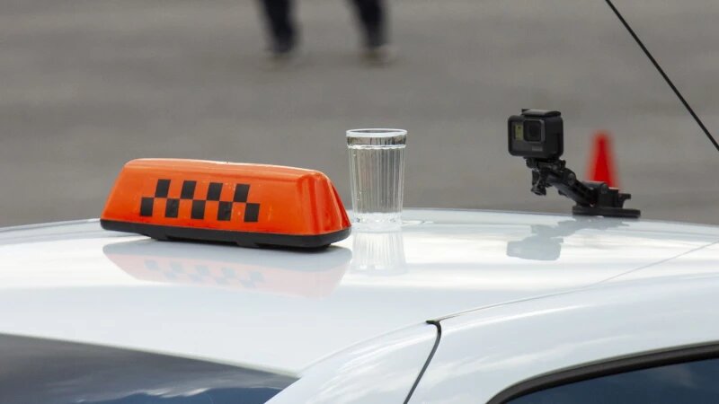     Такси. Анна Зайкова