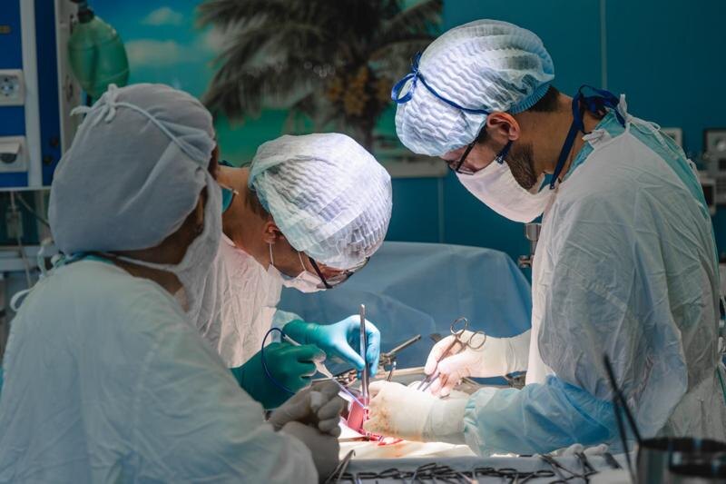    Минздрав. Операция в онкоцентре