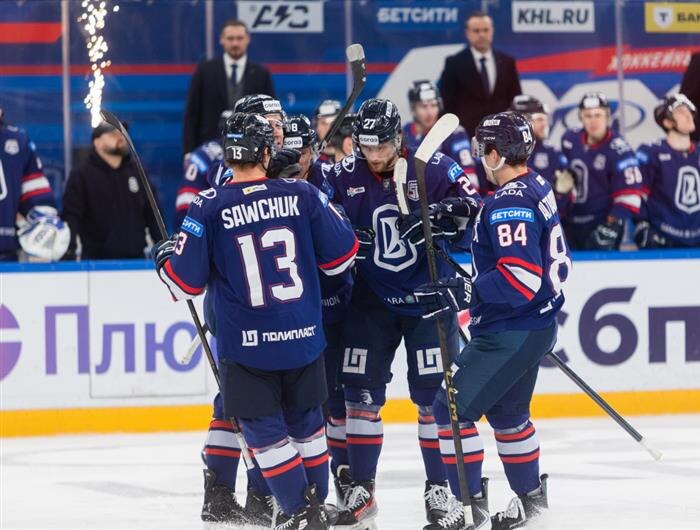    ФОТО: пресс-служба ХК "Лада"