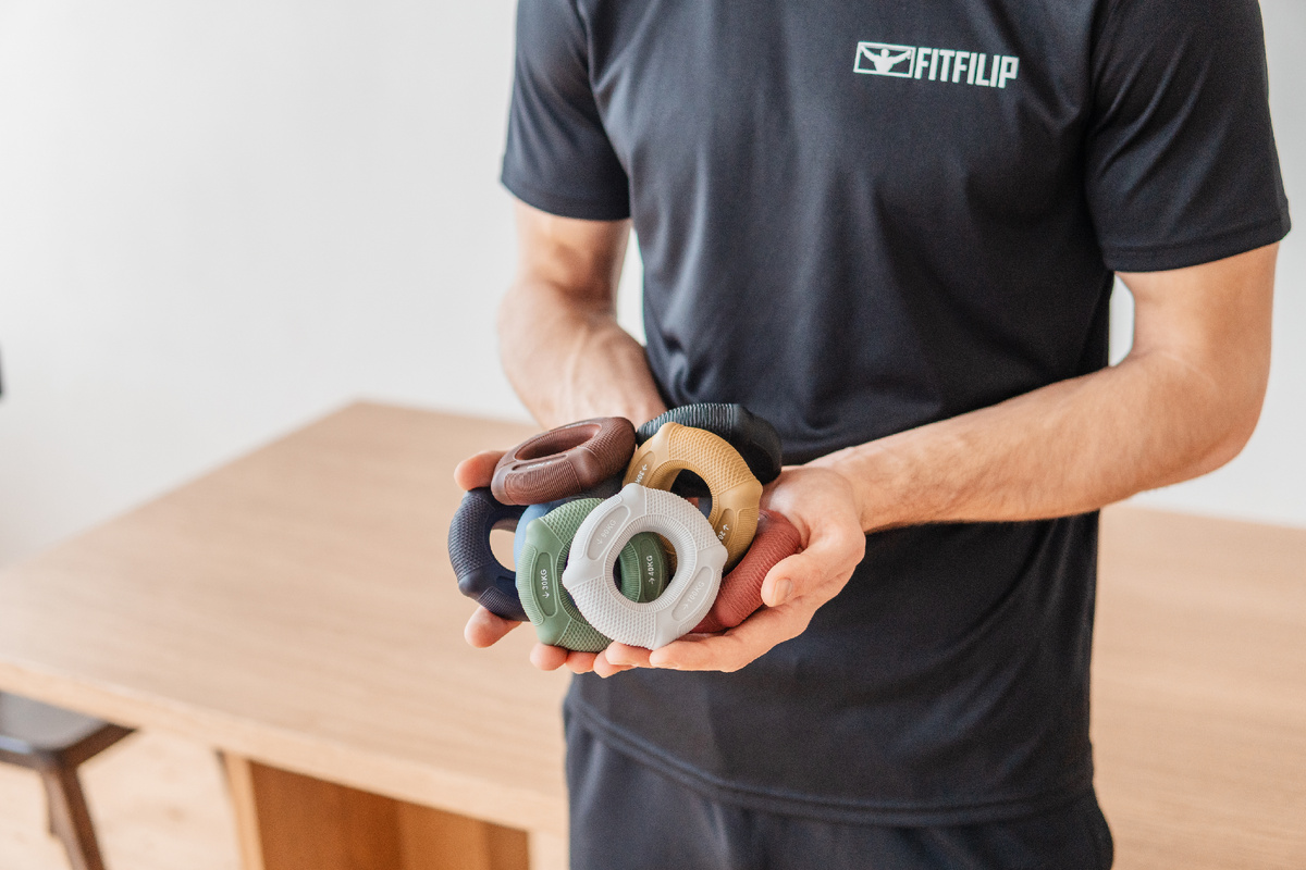 Какой кистевой эспандер выбрать начинающему?