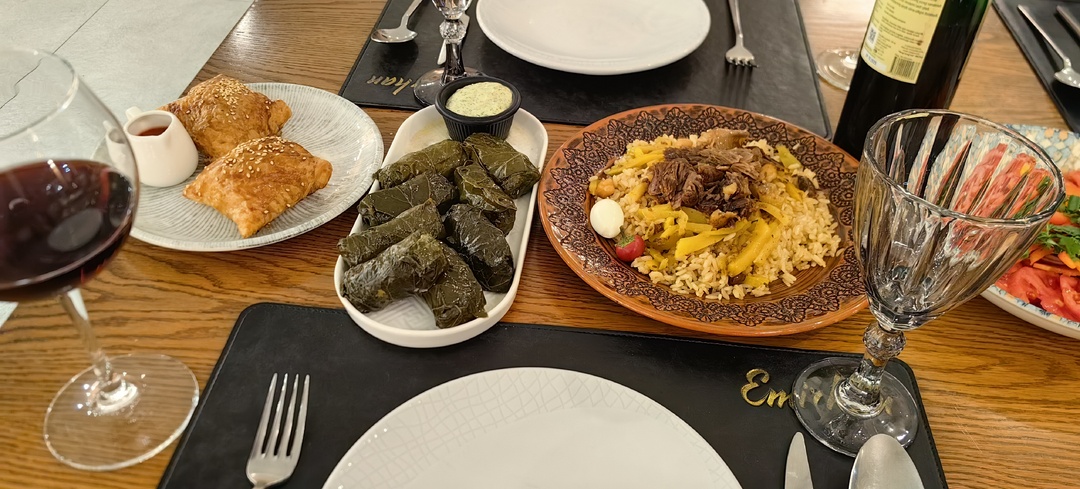 Путешествие в Узбекистан: Чем и как оплачивать покупки в Самарканде?