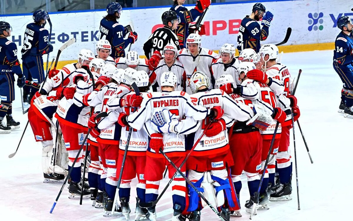    Хоккейная «Ижсталь» победила в Кирово-Чепецке