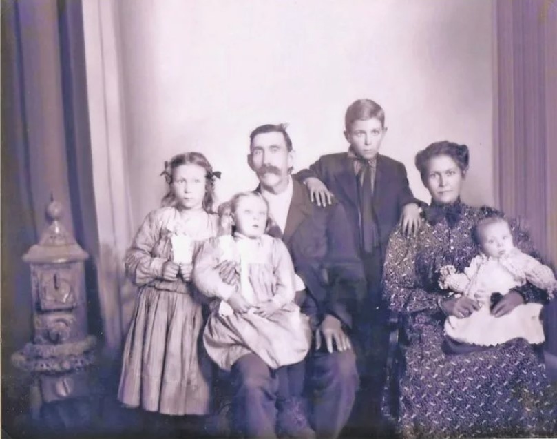 Посмертные дагерротипы фиксировали умерших детей, которых не успевали сфотографировать при жизни