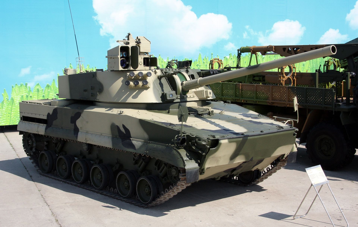 САО 2С31 «Вена» на выставке «Технологии в машиностроении — 2010» в Жуковском. Фотография в свободном доступе.