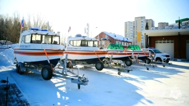    Инспекторы ГИМС Югры получили ключи от новых катеров