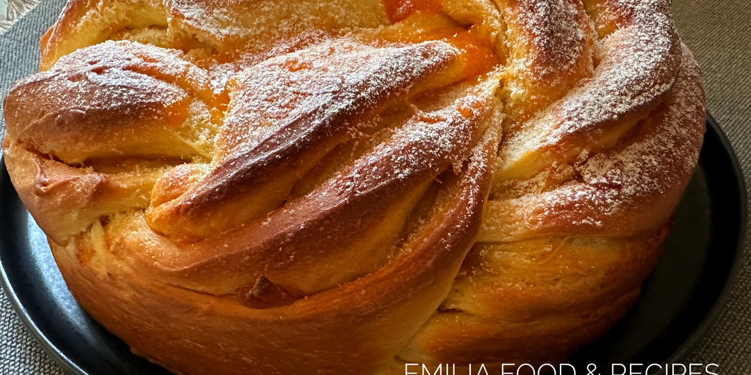 ПОТРЯСАЮЩИЙ СДОБНЫЙ ПИРОГ С АБРИКОСОВЫМ ДЖЕМОМ