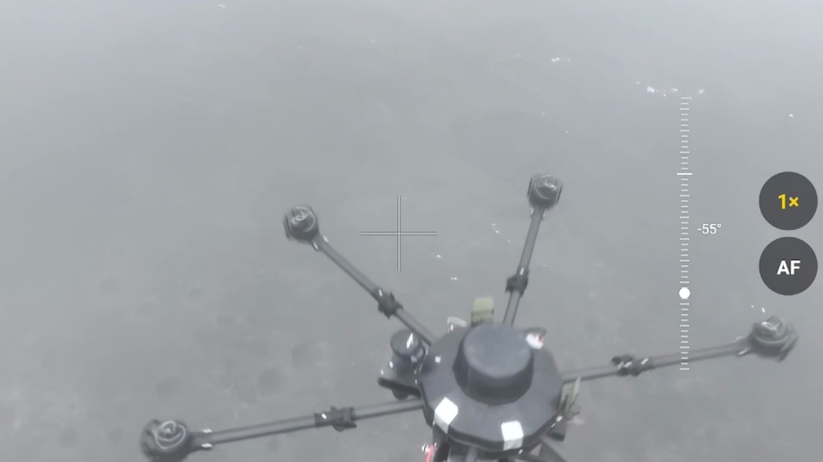    В курском приграничье бойцы ВС РФ протаранили два украинских дрона "Баба-Яга"