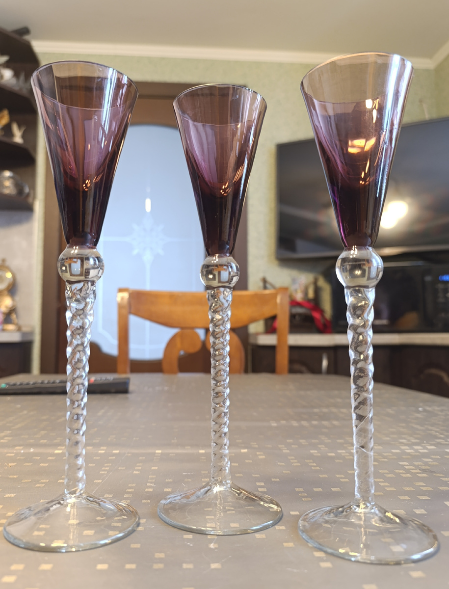 Фужеры Стрыйского стекольного завода