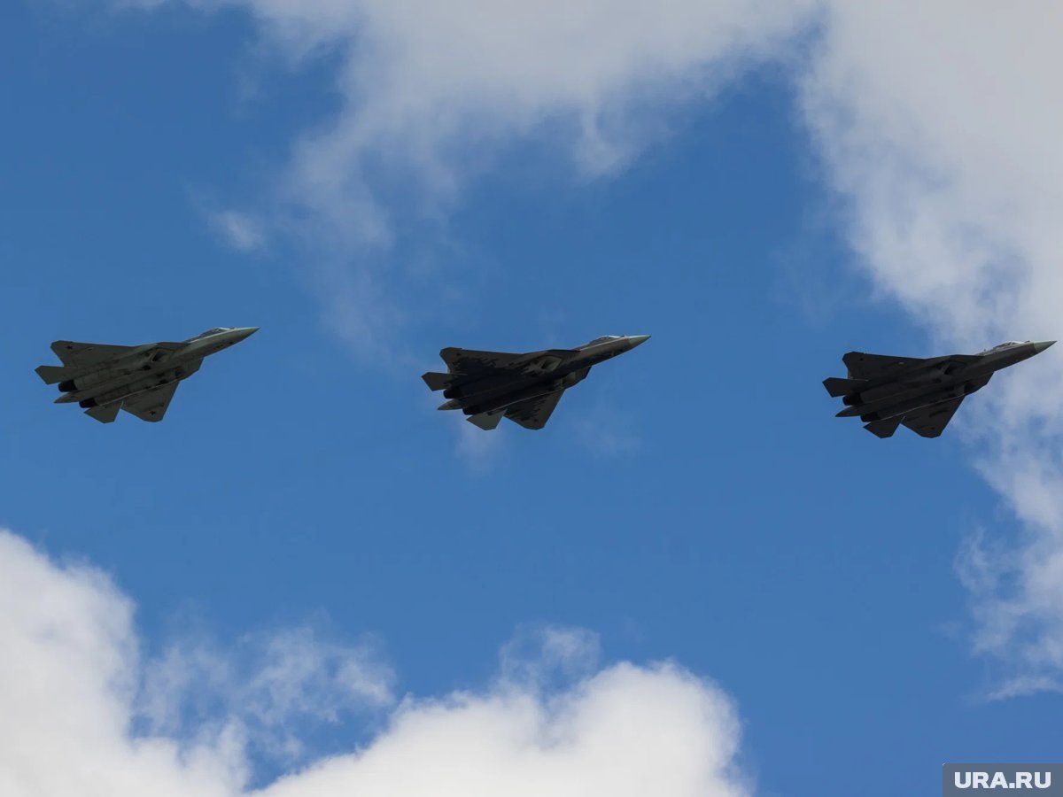    США и Израиля избегают захода в иранское воздушное пространство, так как в небе Як-130