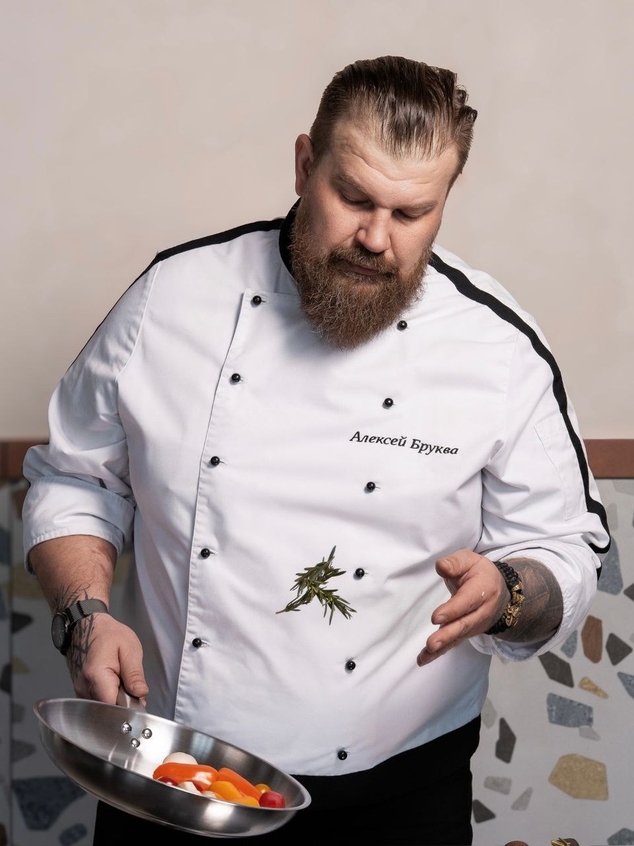 Алексей Бруква - шеф повар ресторана отеля "Мираж" Ульяновск