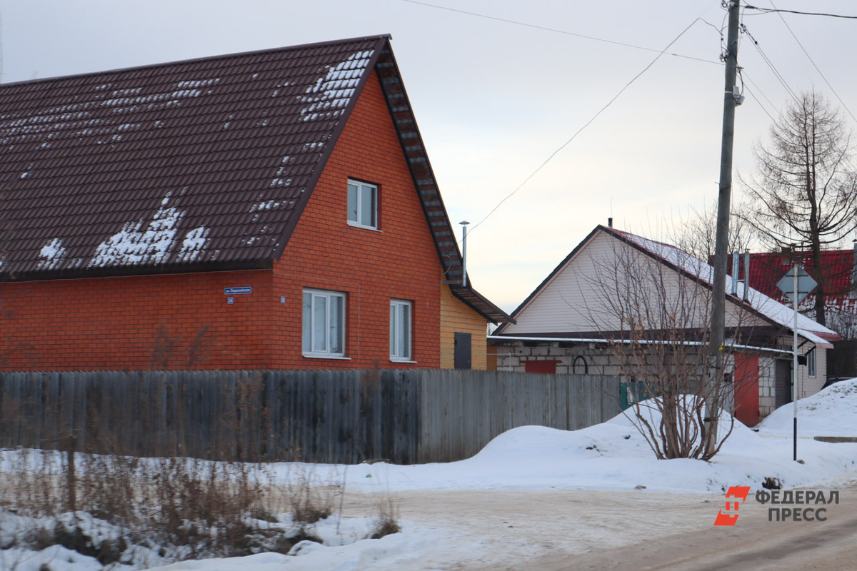 Раньше дом возводили за полгода-год, сейчас процесс растягивается на 2–3 года.  Фото: Фото: ФедералПресс / Елена Майорова