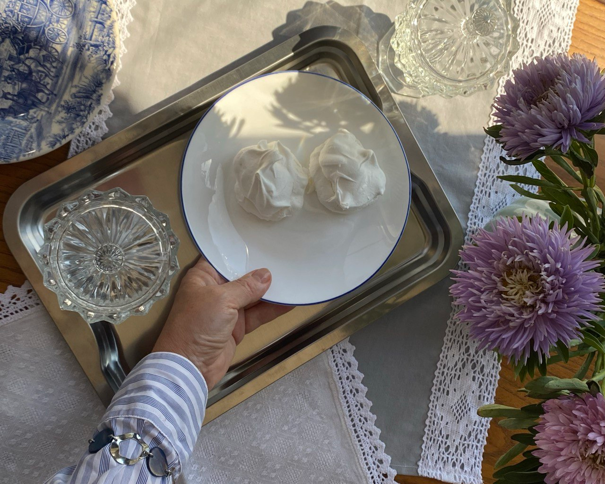 Люблю фотографировать посуду.